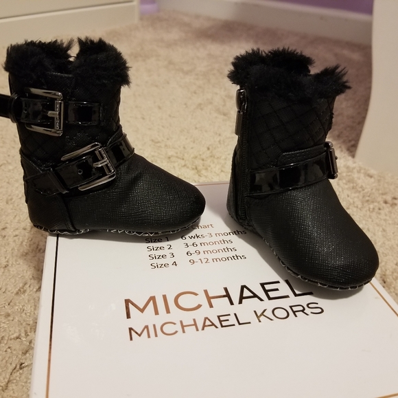 Baby Girl Michael Kors Black Fur Boots - Picture 1 of 3